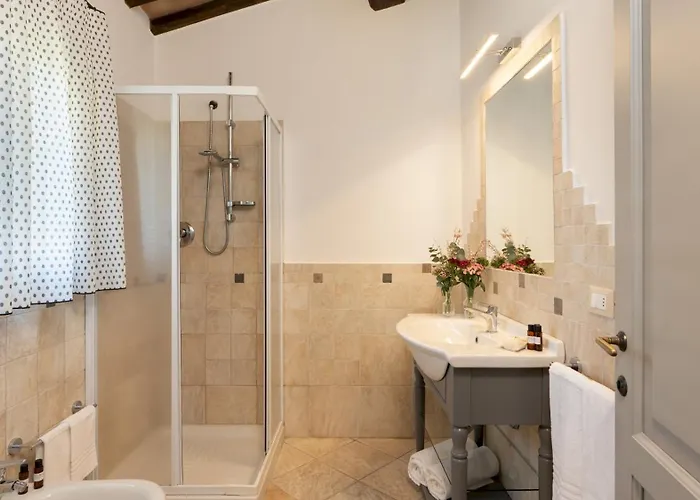 Le Beringhe 30, Emma 콜레 발델사