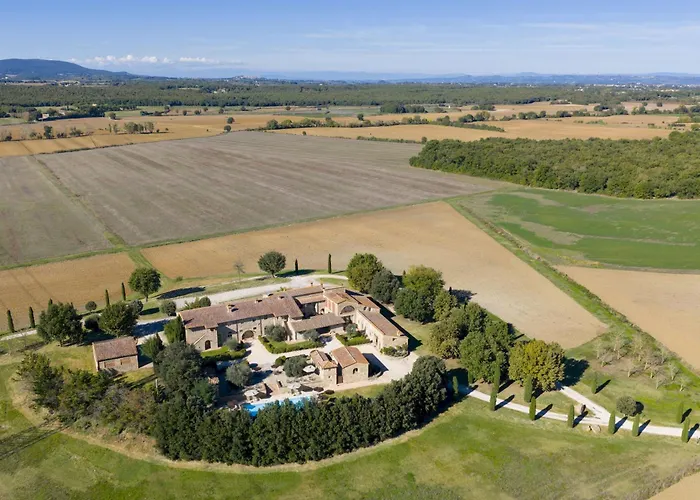 Le Beringhe 30, Emma 빌라